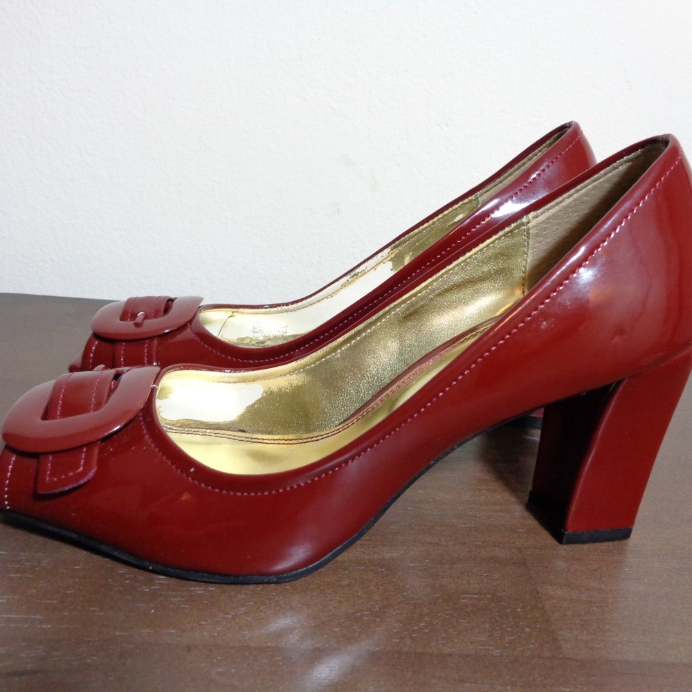 Etienne Aigner Ruby Red Peep Toe Heels Size 7m - image 2